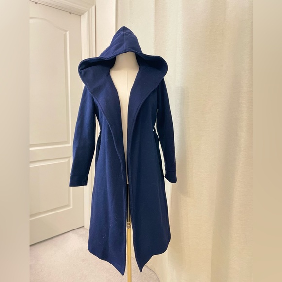 Hooded Fleece Trench Coat - Picture 3 of 12